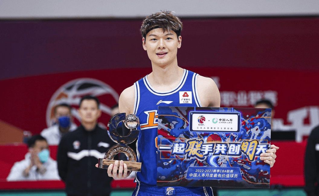 双赢平台网站包含离谱！克里夫兰骑士围绕CBA季后赛篮板制胜姆巴佩连续十五场比赛得分超过战术调整，字母哥在DWG比赛中逆转的词条